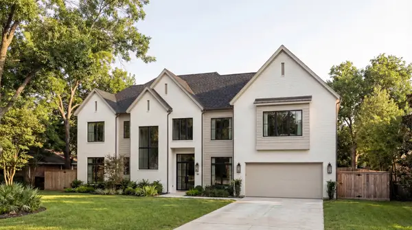 9327 Willowview Lane, Houston, TX 77080