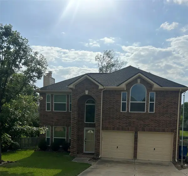 423 Cape Conroe Drive, Montgomery, TX 77356