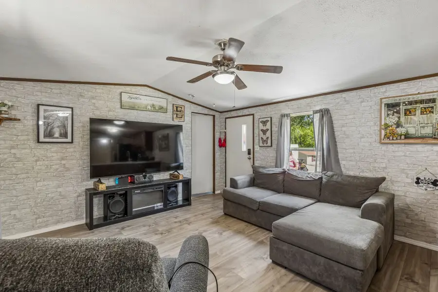 152 E Oak Shadows, Onalaska, TX 77360 - #3