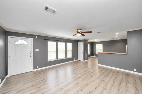 1074 South Lane #A-B, Houston, TX 77088