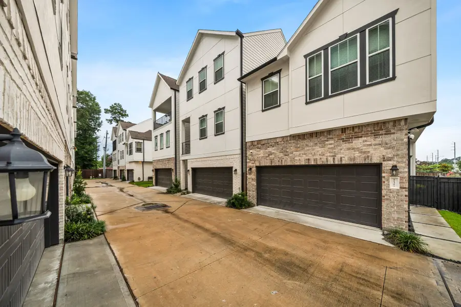 5434 Wheatley Street #B, Houston, TX 77091 - #2