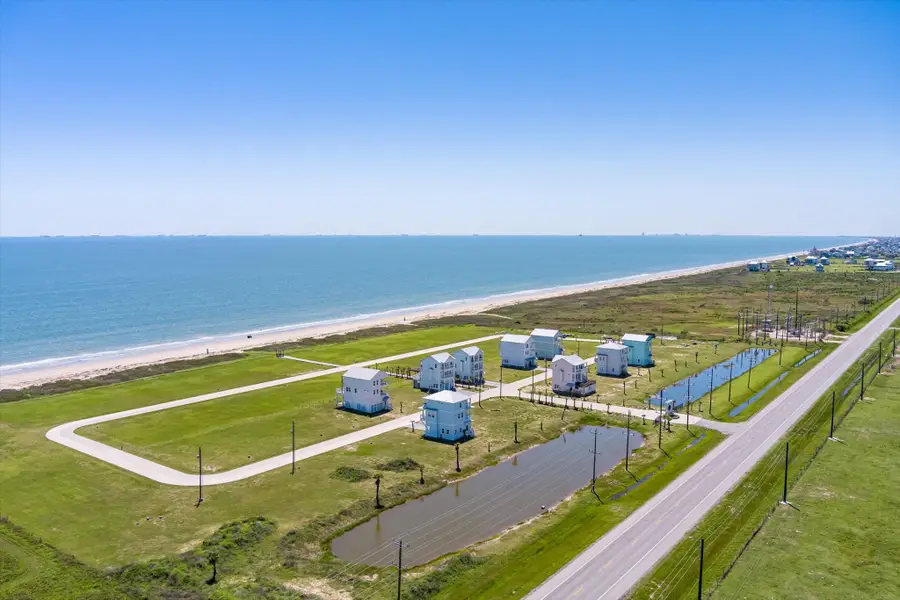 618 Arlo Terrace, Gilchrist, TX 77617 - #3