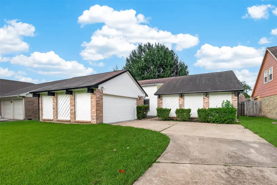 2106 Endicott Lane, Sugar Land, TX 77478 - #2