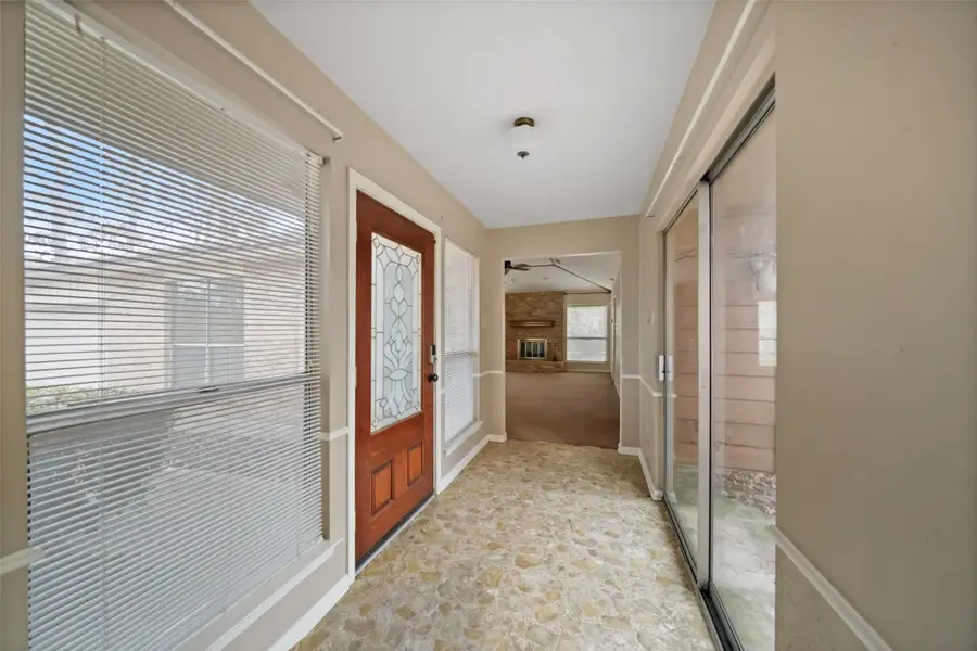 167 Thunderbird Drive, Conroe, TX 77304 - Image #3