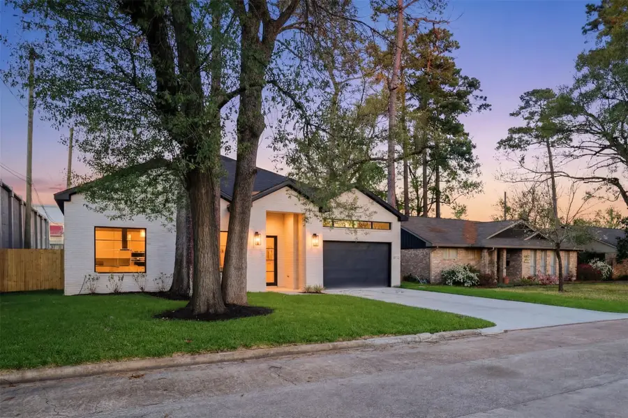 934 Autumn Oaks Drive, Houston, TX 77079 - #2