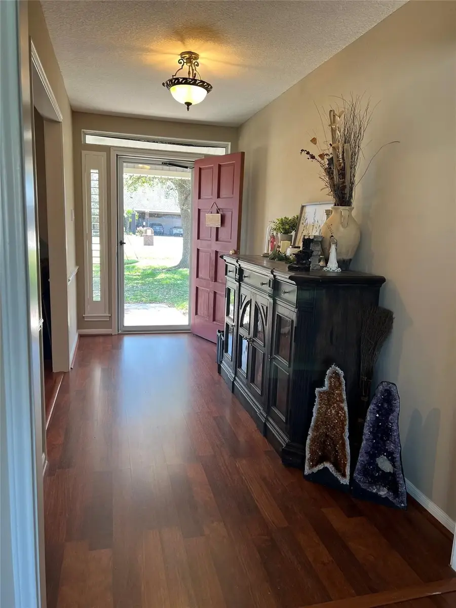 3419 Kathleen Drive, Monterey Belvieu, TX 77523 - Image #2