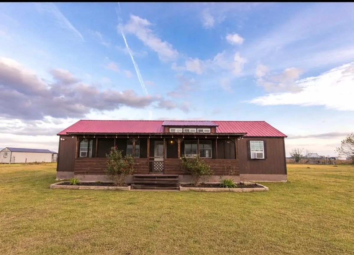 2726 Remmert Rd, Bellville, TX 77418 - Image #1