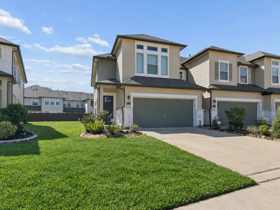 5516 Clarendon Hills Court, Pasadena, TX 77505 - #3