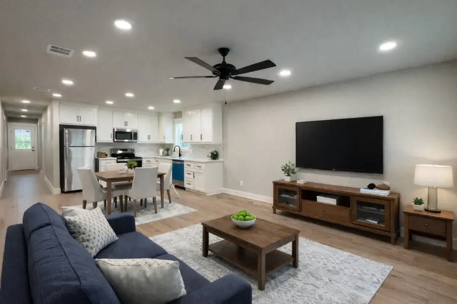 309 Wheelock Street, Franklin, TX 77836 - #3