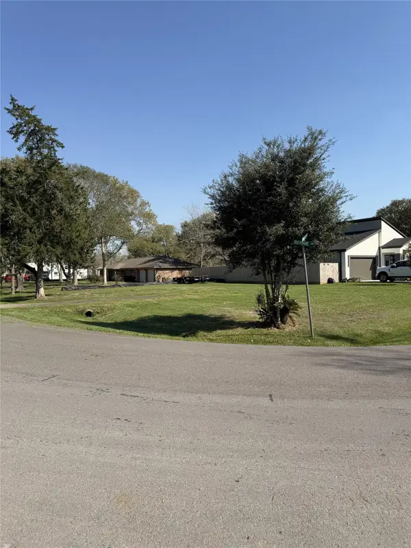 2719 West Street, Rosenberg, TX 77471