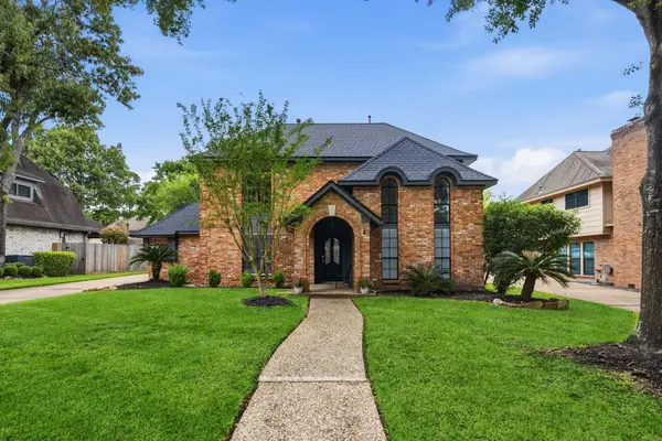 5211 Mulberry Grove Drive, Houston, TX 77345