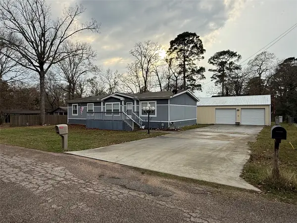 178 Commanche Drive, Onalaska, TX 77360