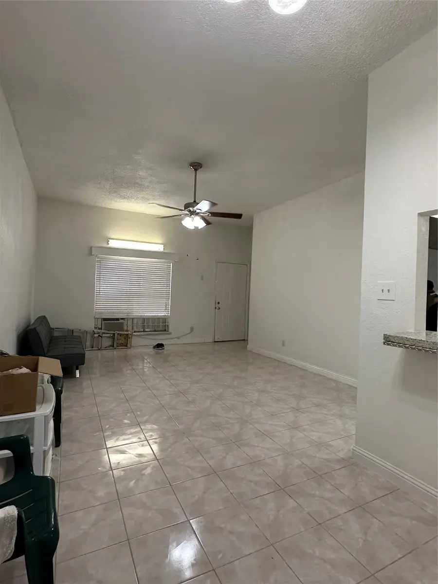 8250 Park Place Boulevard #303, Houston, TX 77017 - Image #2