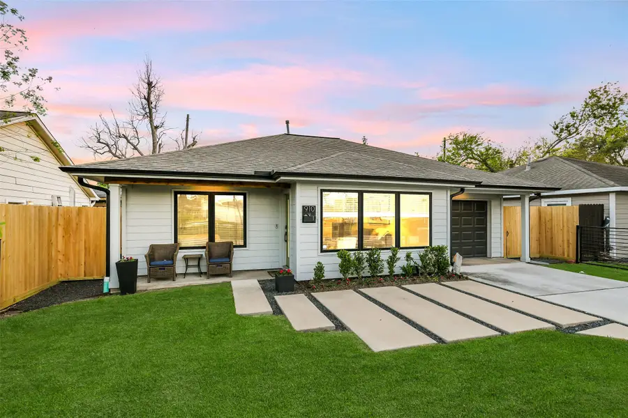 910 Algregg Street, Houston, TX 77009 - #2