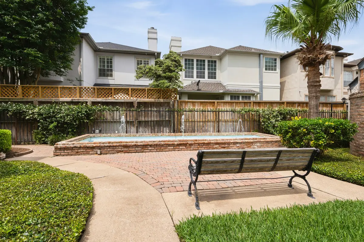 5382 Brownway Street #D39, Houston, TX 77056 - #1
