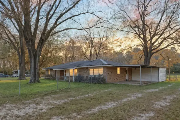 7439 Old Kountze Road, Silsbee, TX 77656