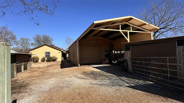 404 N Wilson Street, Madisonville, TX 77864