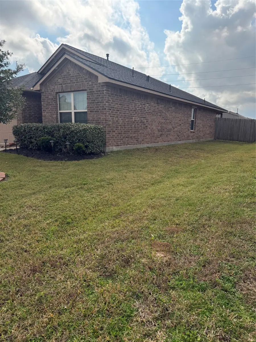 23311 Robbers Nest Drive, Spring, TX 77373 - Image #2