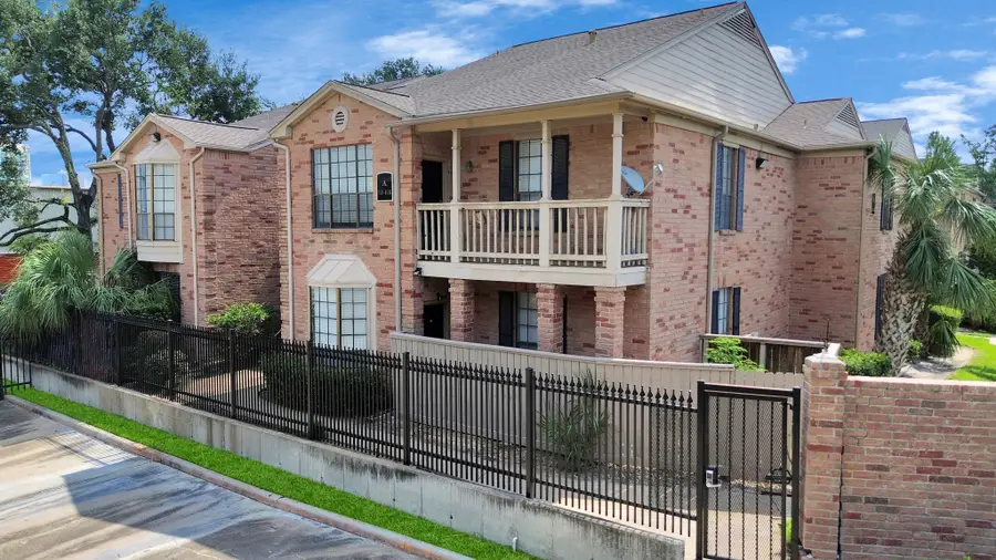 2255 Braeswood Park Drive #102, Houston, TX 77030 - #2