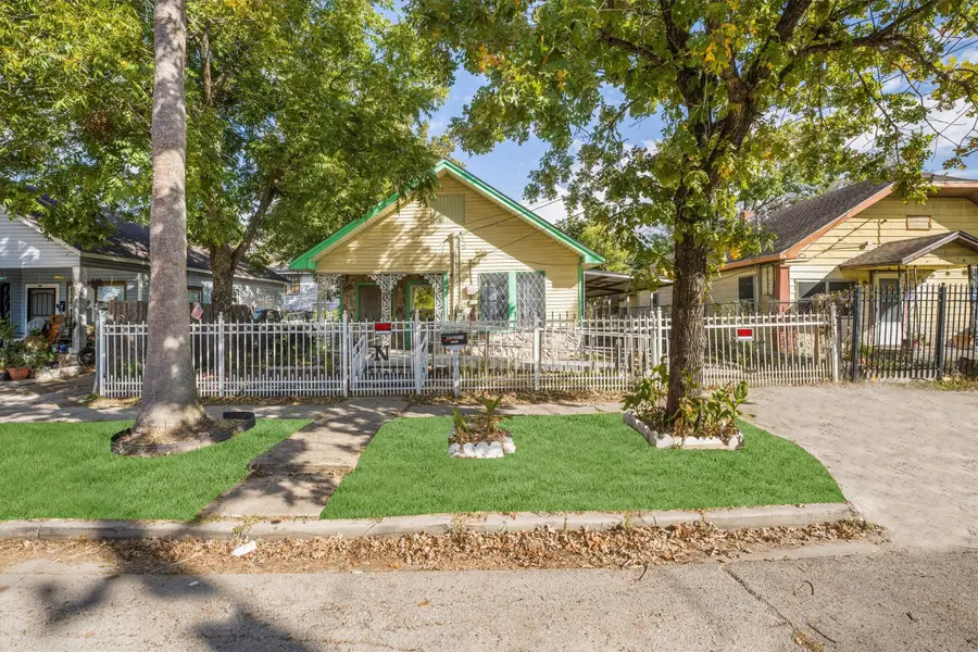 7135 Avenue E, Houston, TX 77011 - Image #2