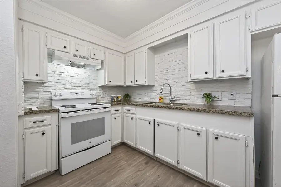 7718 Morley Street, Houston, TX 77061 - Image #3