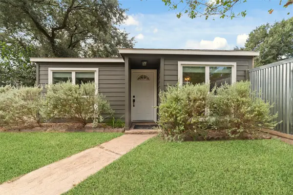 10819 Berry Tree Drive, Houston, TX 77064
