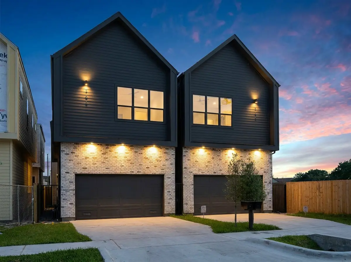 310 E 35th Street, Houston, TX 77018 - #1