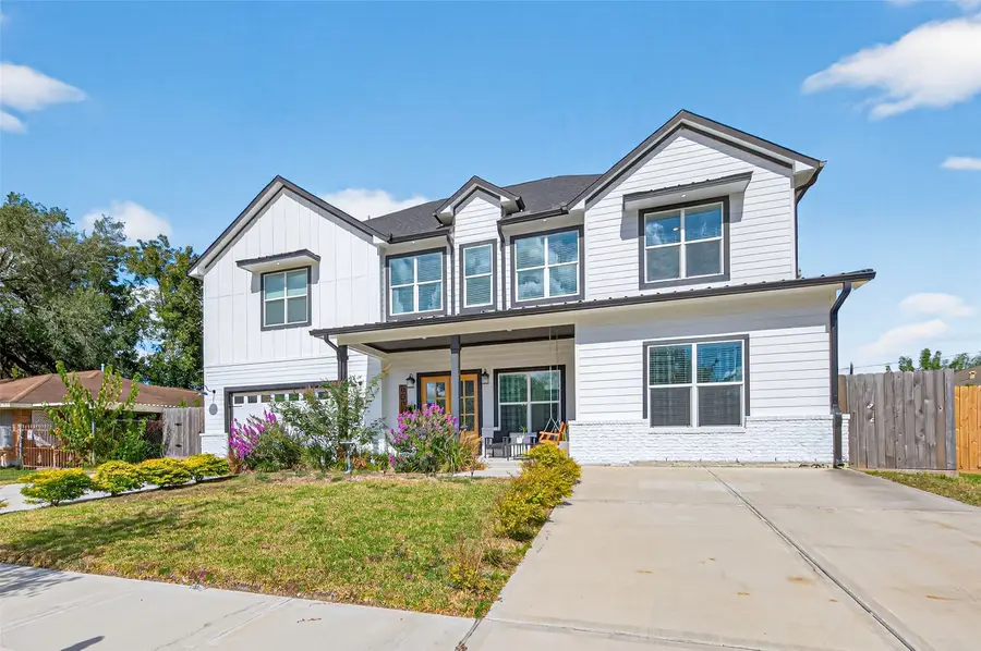 8006 Longridge Drive, Houston, TX 77055 - Image #2