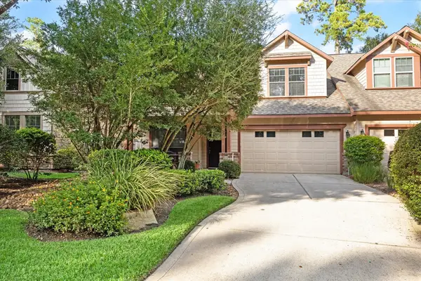 6 Douvaine Court, The Woodlands, TX 77382