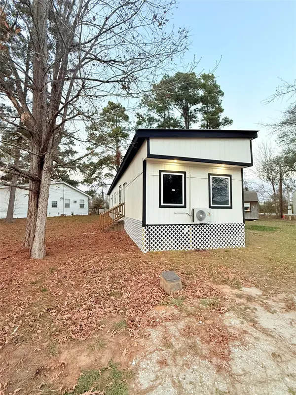 12090 Canal Street, Willis, TX 77318