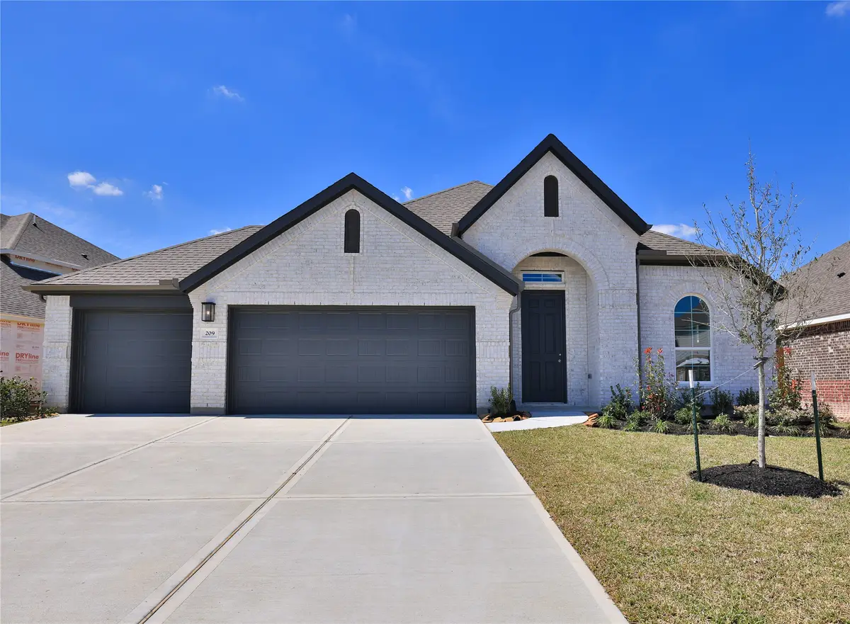 209 Cross Gable Lane, Dayton, TX 77535 - #1