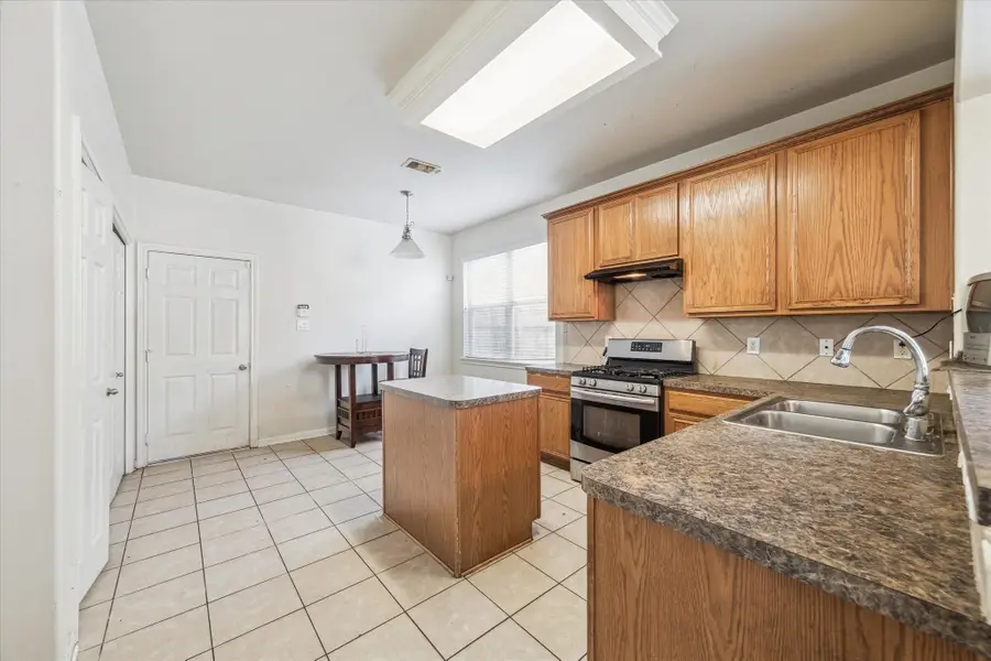 8003 Daylilly Creek Dr, Houston, TX 77083 - #3