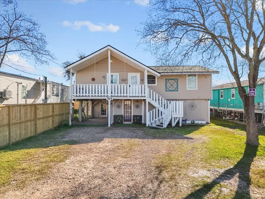 711 10th Street, Dickinson, TX 77539 - #2