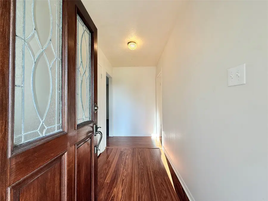 1415 Avenue C, Danbury, TX 77534 - Image #3