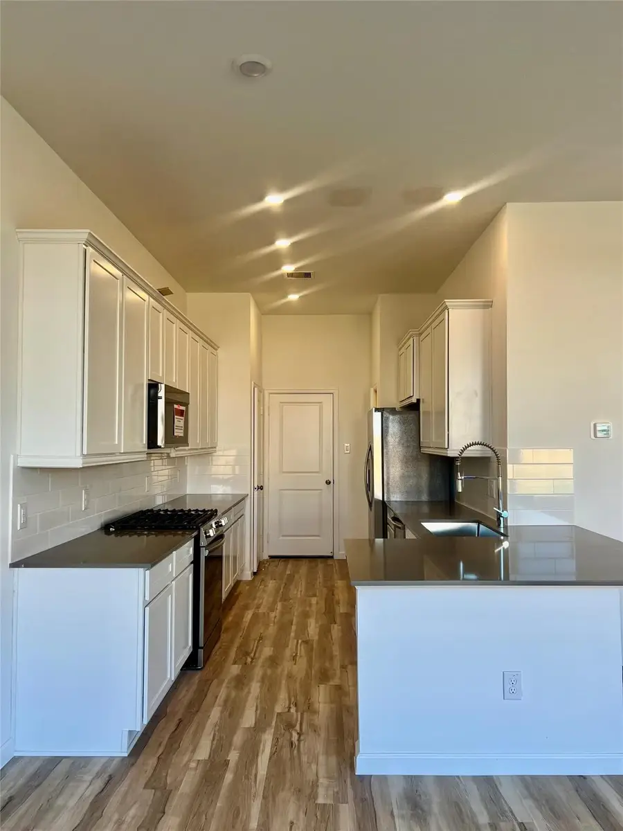 2207 Via Isa Lane, Houston, TX 77051 - Image #3