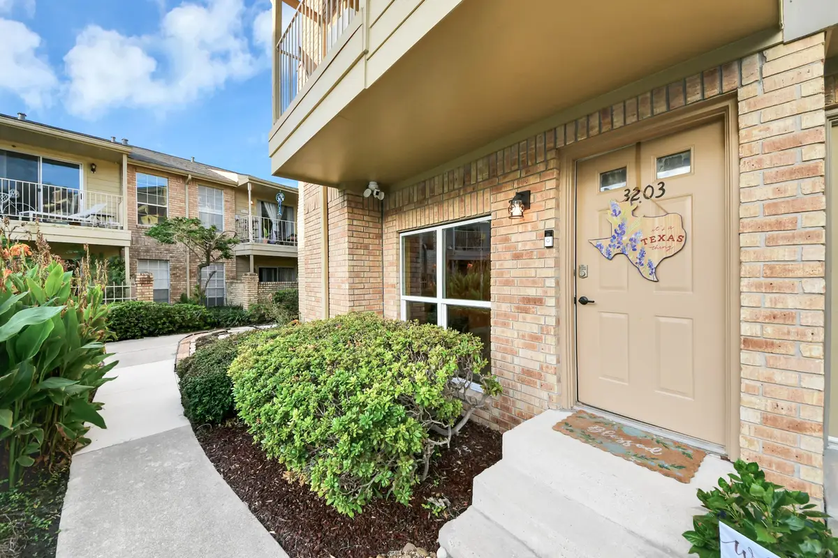11201 Lynbrook Drive #3203, Houston, TX 77042 - #1