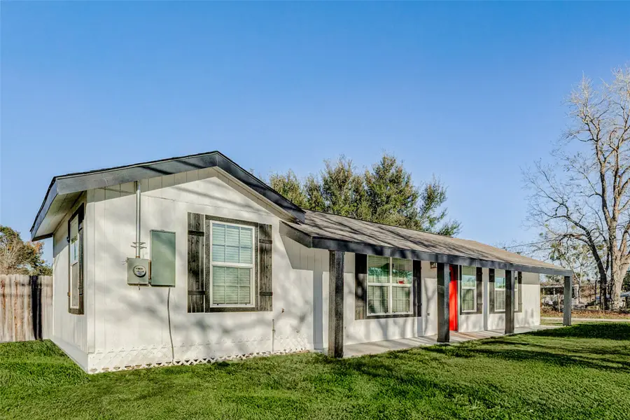 500 Shirley Street, Eagle Lake, TX 77434 - Image #3