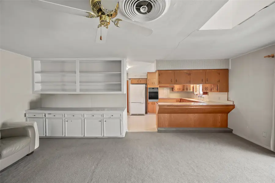 10166 Brinwood Drive, Houston, TX 77043 - Image #2