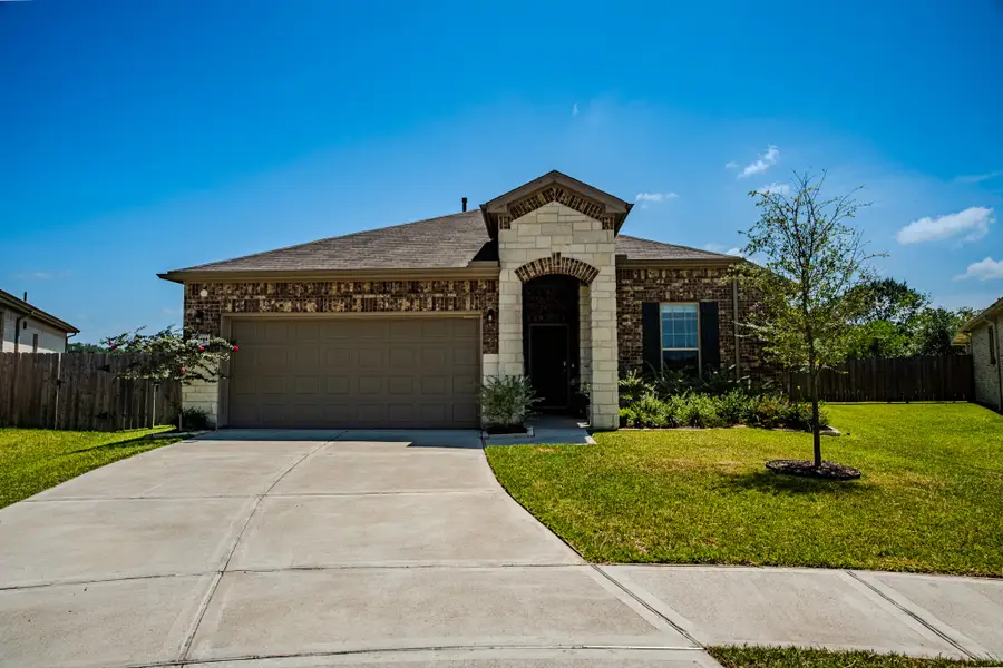 3111 Clydesdale Drive, Alvin, TX 77511 - #2