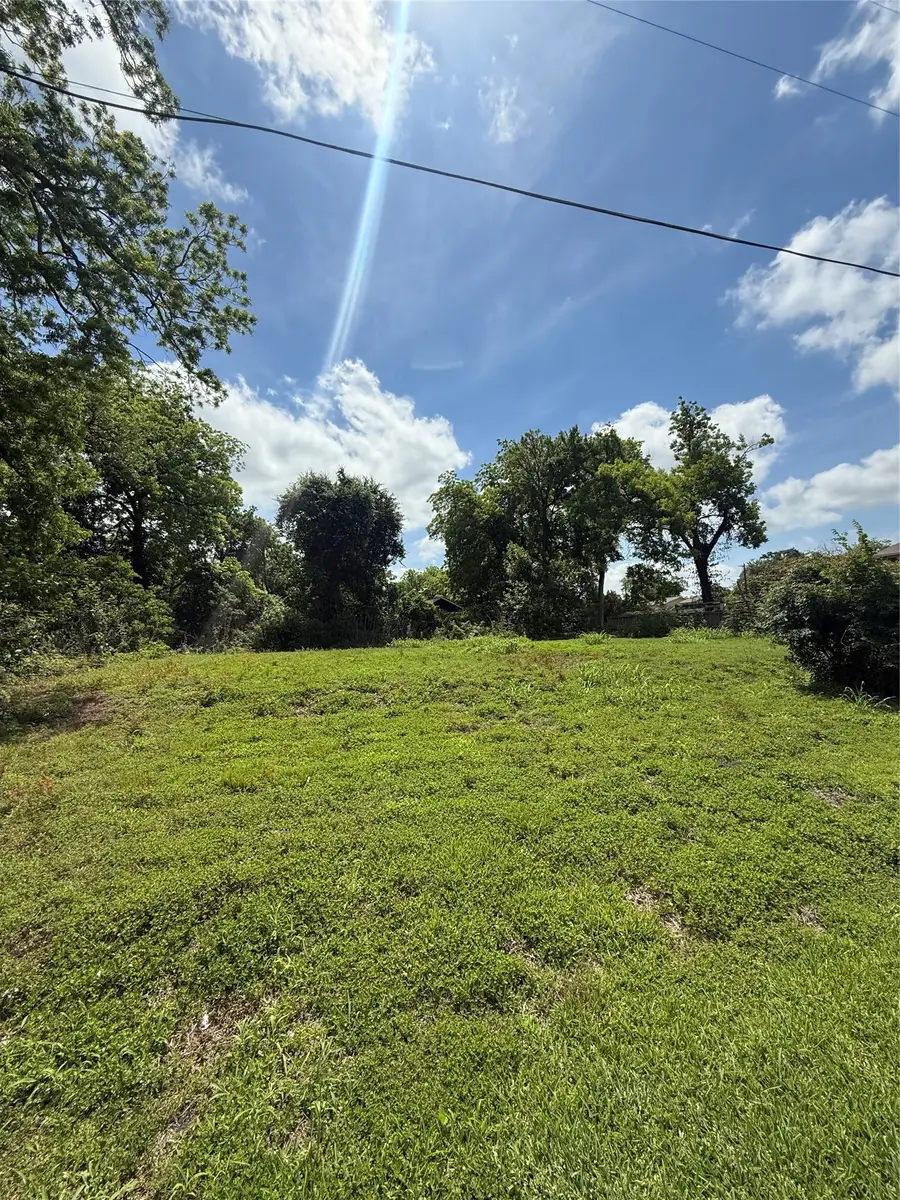 0 Rosalee St, La Marque, TX 77568 - #2