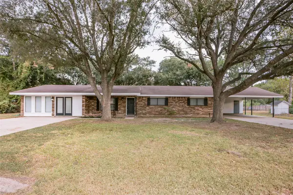 506 Rhodes Road, Victoria, TX 77904