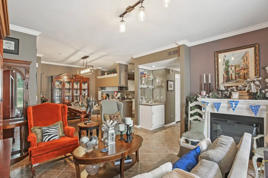 2100 Welch Street #C113, Houston, TX 77019 - Image #2