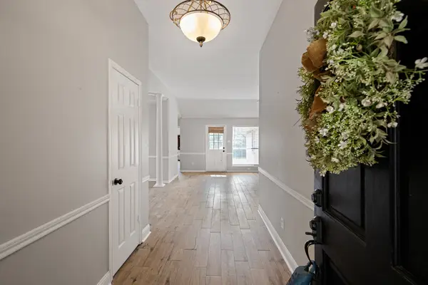 1606 Mabry Mill Road, Houston, TX 77062