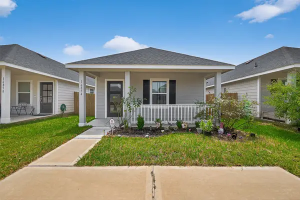 16854 N Marie Village Drive, Conroe, TX 77306