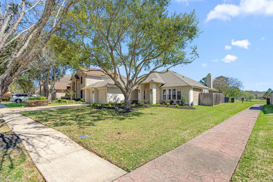 1489 Garden Lakes Drive, Friendswood, TX 77546 - #3