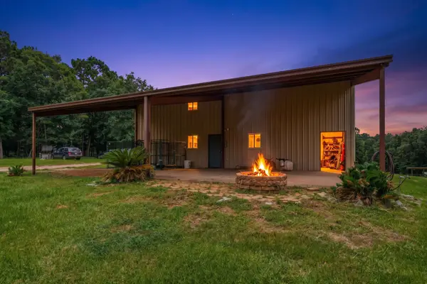 1239 Tony Peebles Road, Livingston, TX 77351