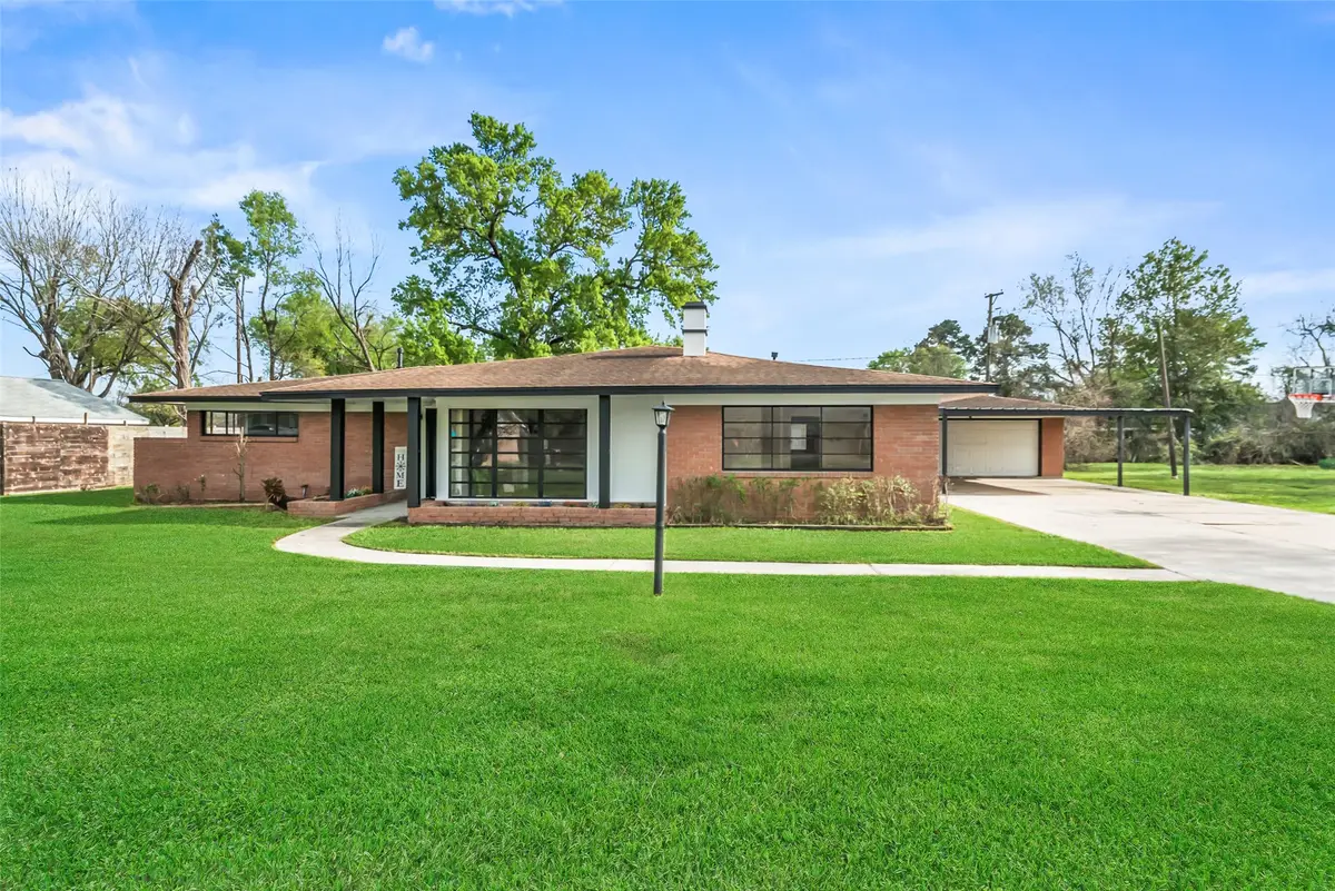 124 Lazy Lane, Baytown, TX 77520 - #1