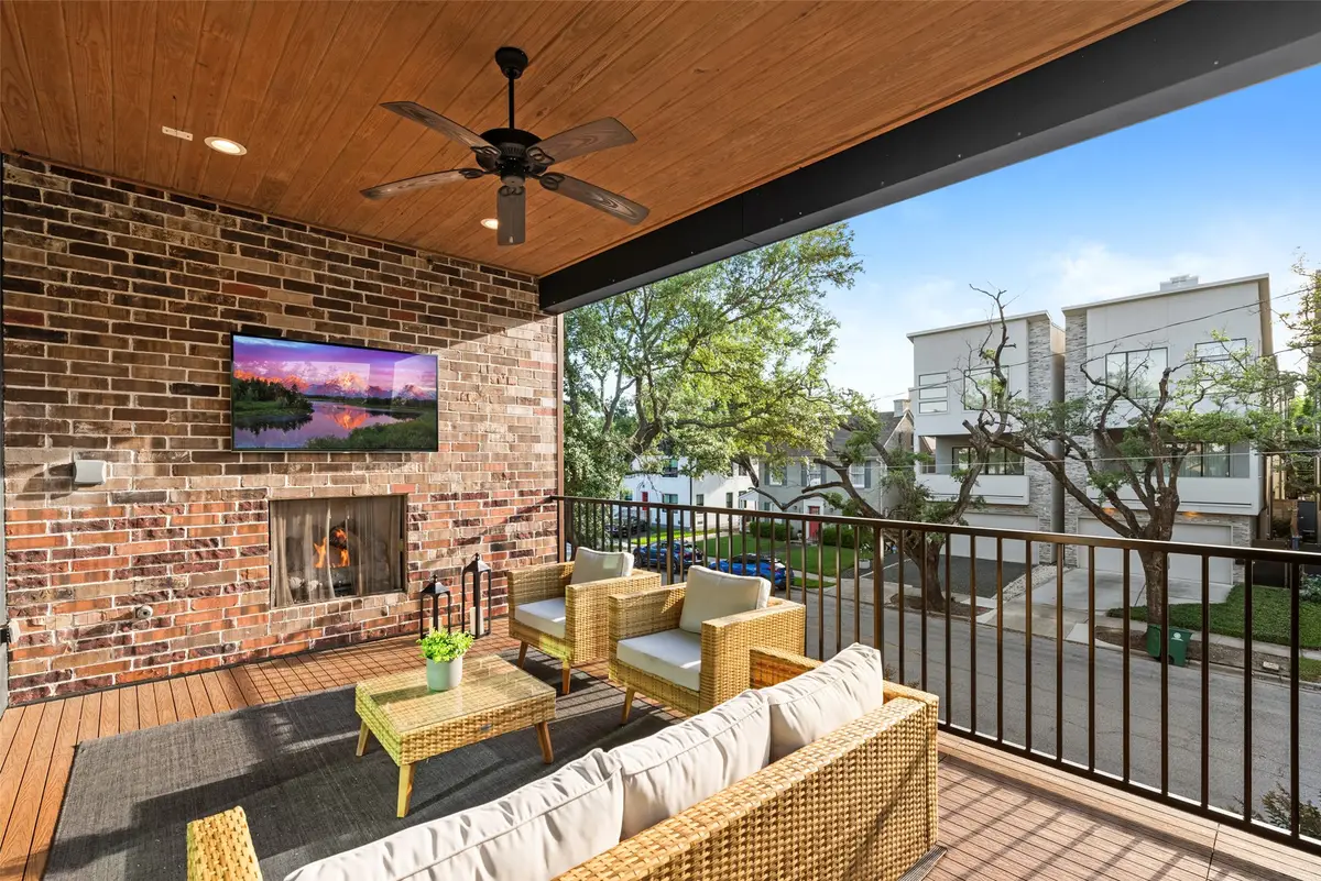 2621 Greenbriar Drive, Houston, TX 77098 - #1