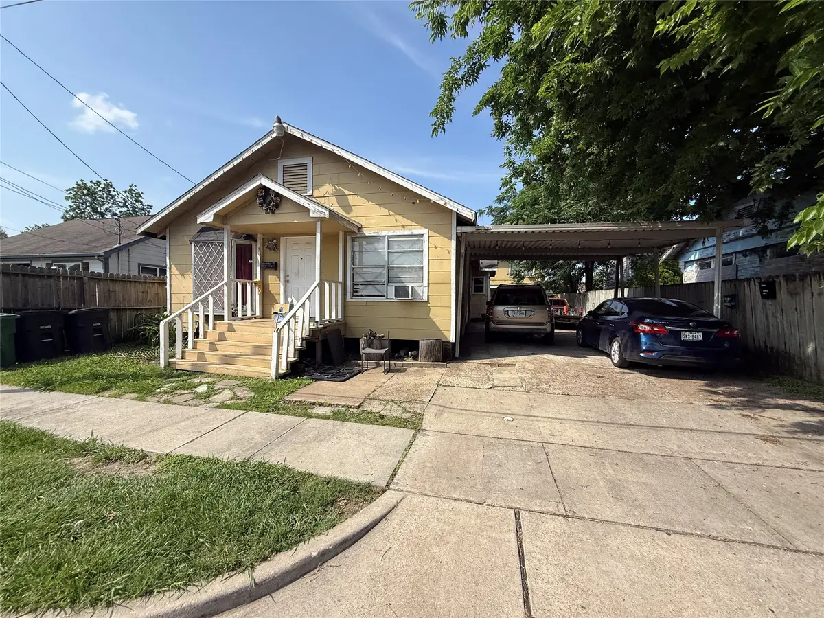 6723 Avenue P, Houston, TX 77011 - #1