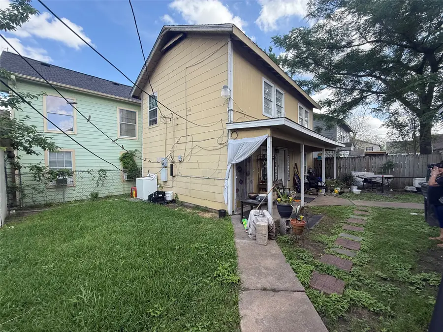 6723 Avenue P, Houston, TX 77011 - #2